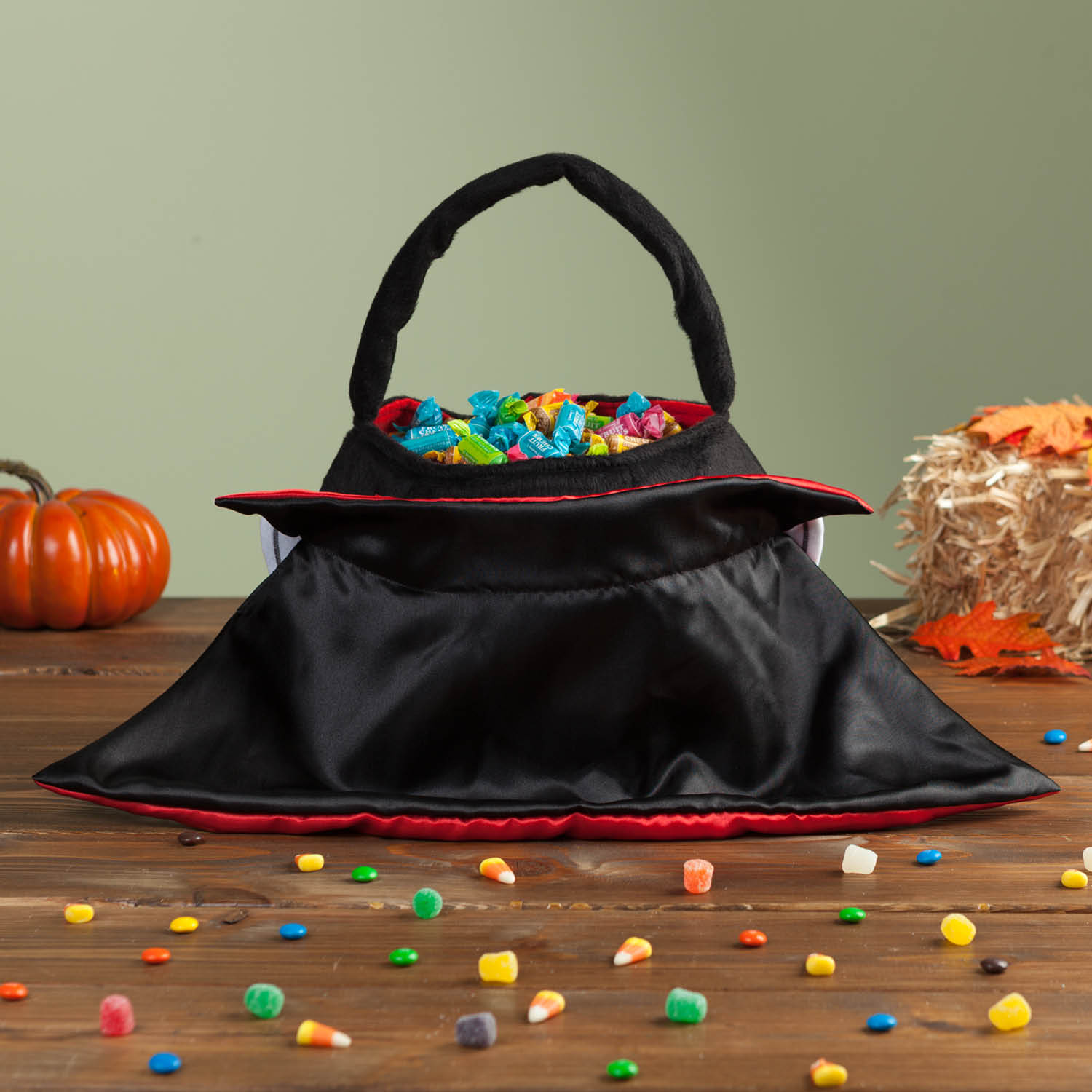 PERSONALIZED HALLOWEEN BASKET